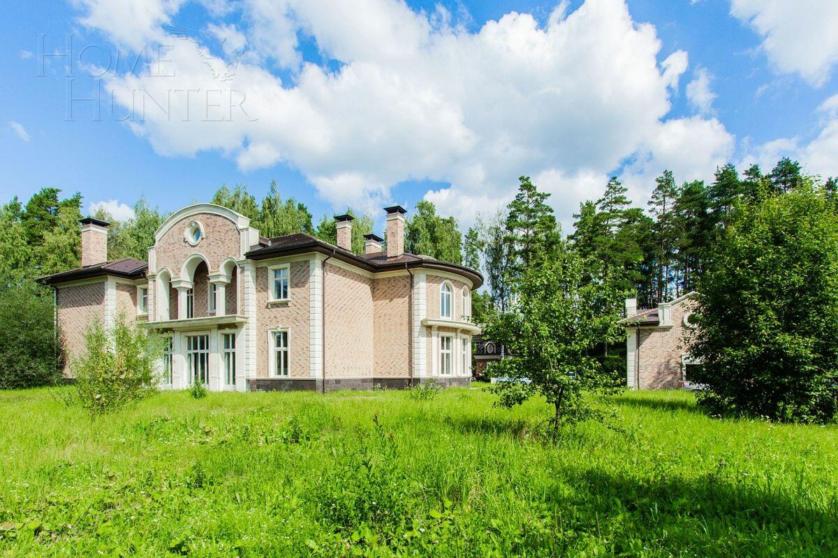 2-этажный коттедж 1 289 м² без отделки