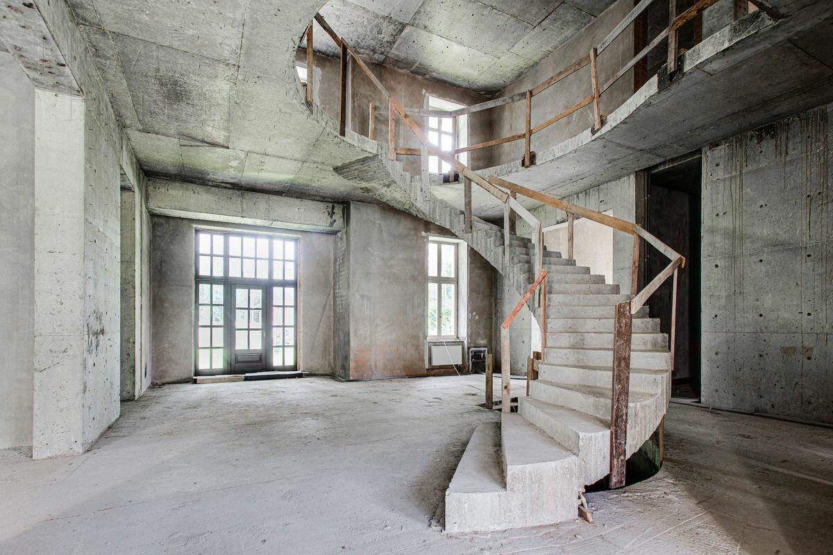 2-этажный коттедж 1 289 м² без отделки