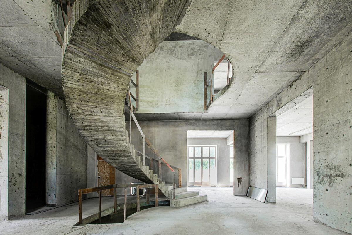 2-этажный коттедж 1 289 м² без отделки