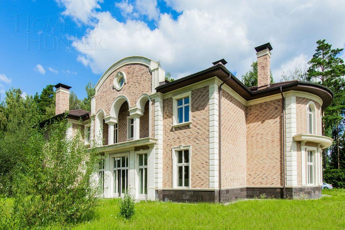 2-этажный коттедж 1 289 м² без отделки