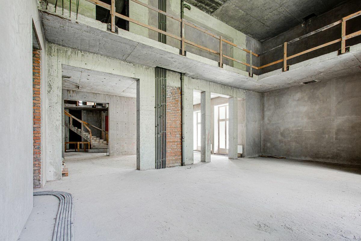 2-этажный коттедж 1 289 м² без отделки