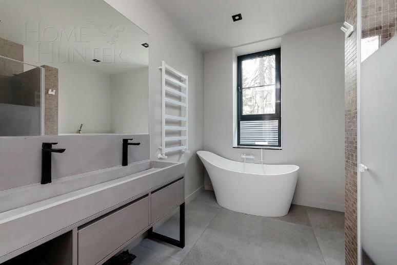 2-этажный коттедж 450 м² с отделкой