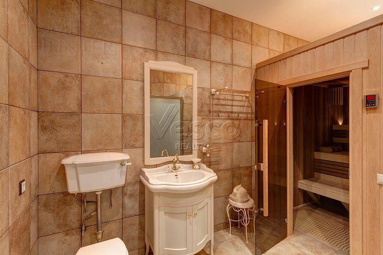 2-этажный коттедж 1 100 м² с отделкой