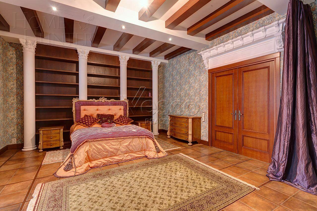 2-этажный коттедж 1 100 м² с отделкой