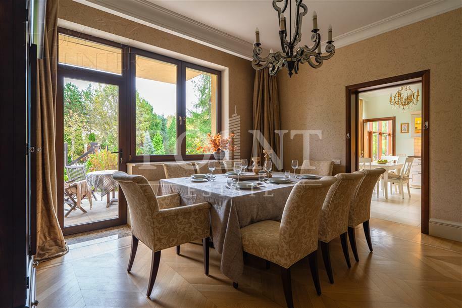 2-этажный коттедж 750 м² с отделкой