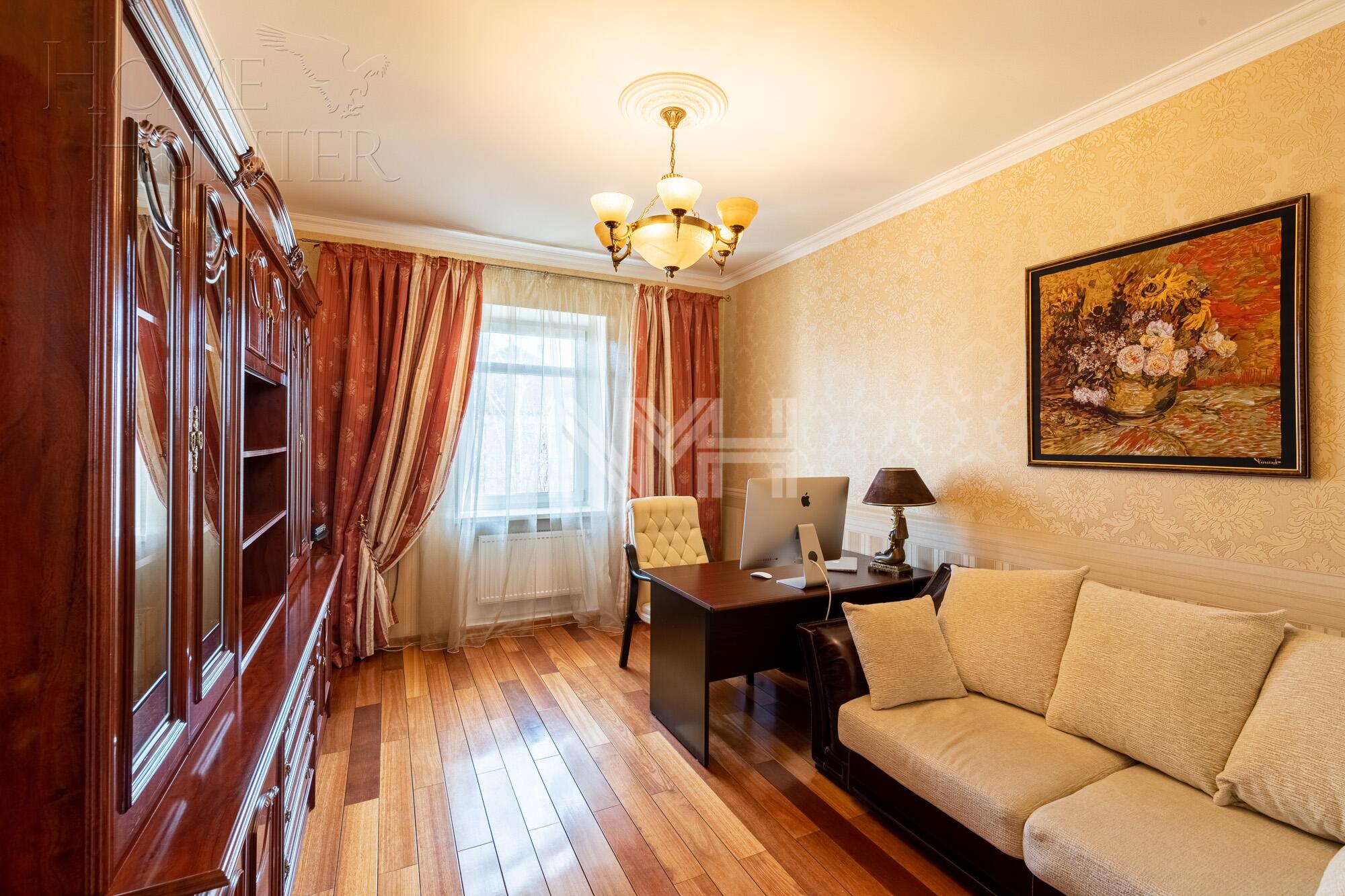 2-этажный коттедж 425 м² с отделкой