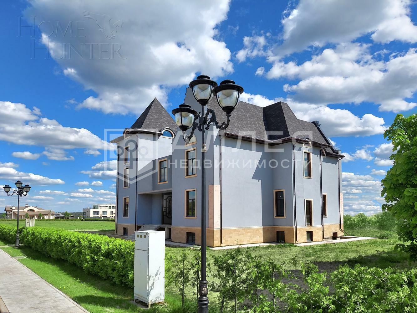 2-этажный коттедж 1 000 м² с отделкой