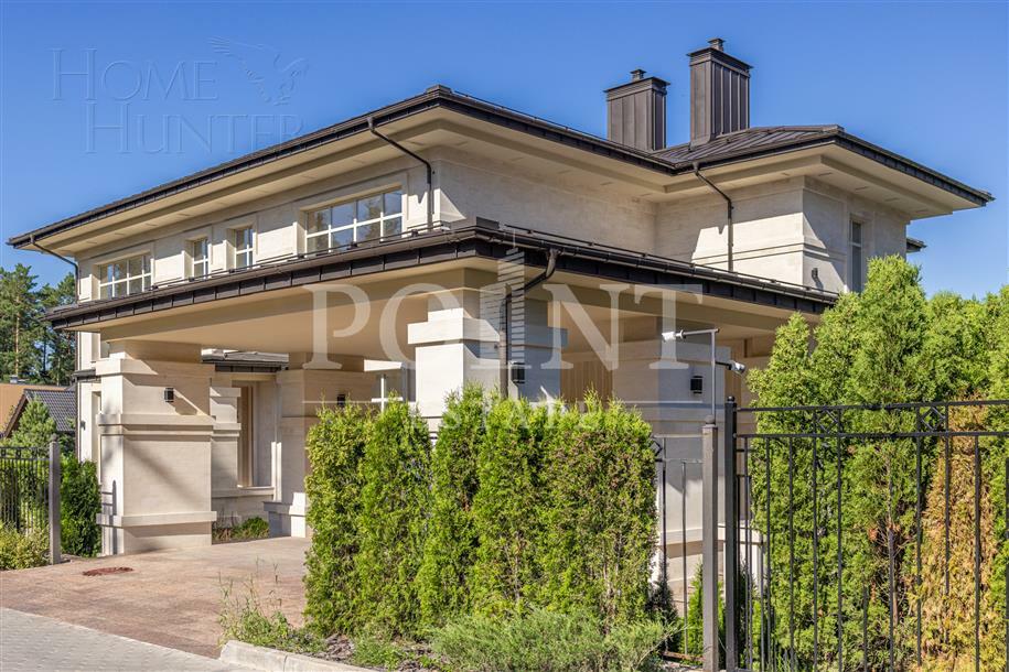 2-этажный коттедж 700 м² с отделкой