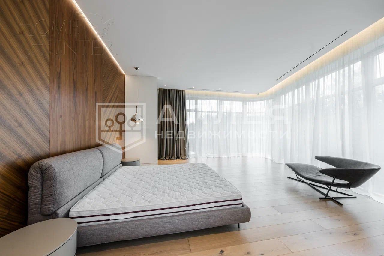 2-этажный коттедж 500 м² с отделкой