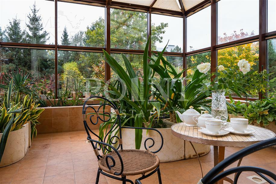 2-этажный коттедж 750 м² с отделкой