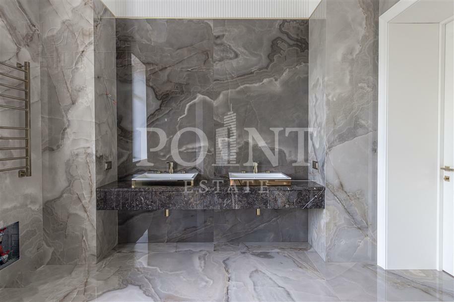 2-этажный коттедж 700 м² с отделкой