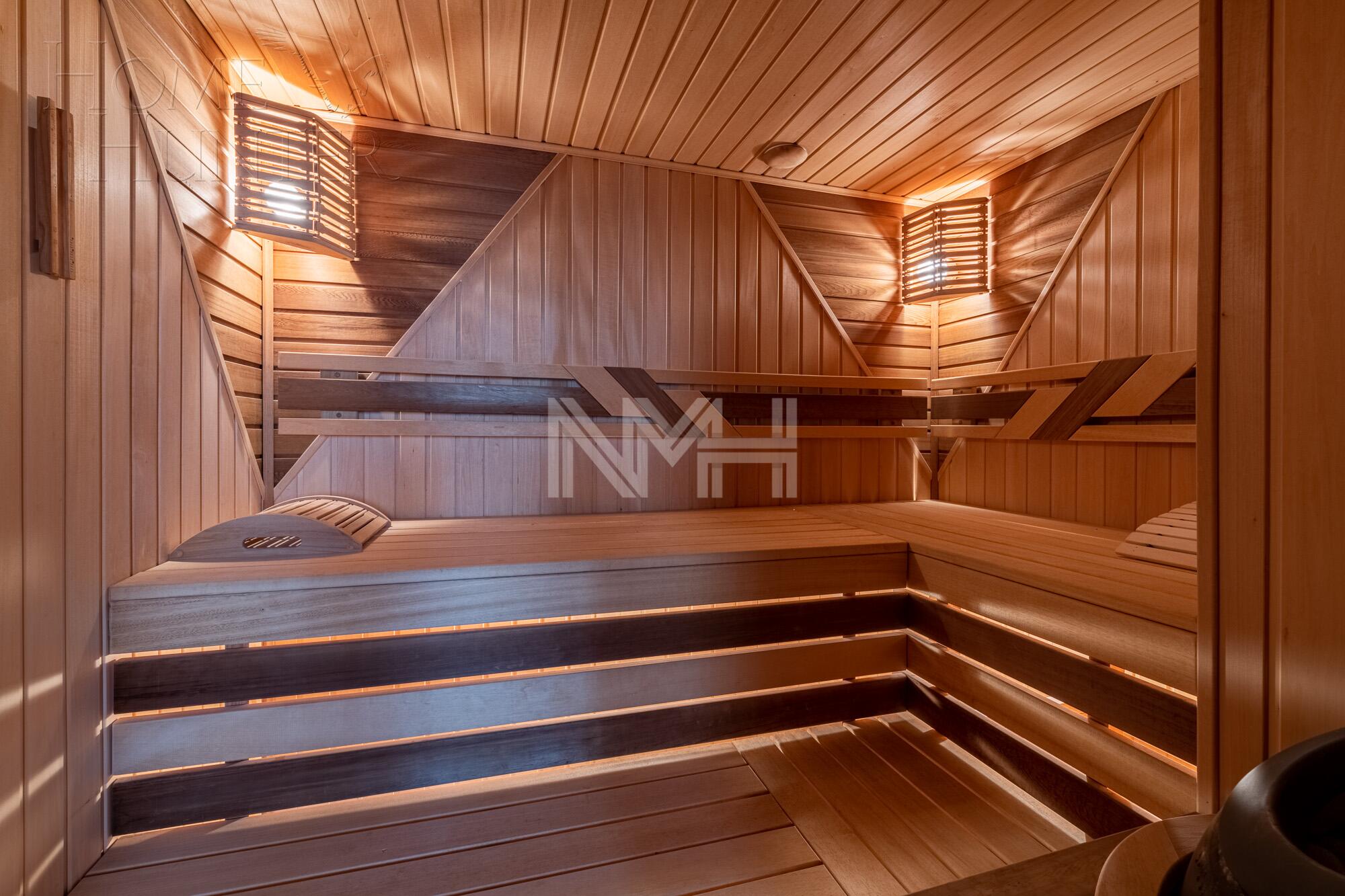 2-этажный коттедж 425 м² с отделкой