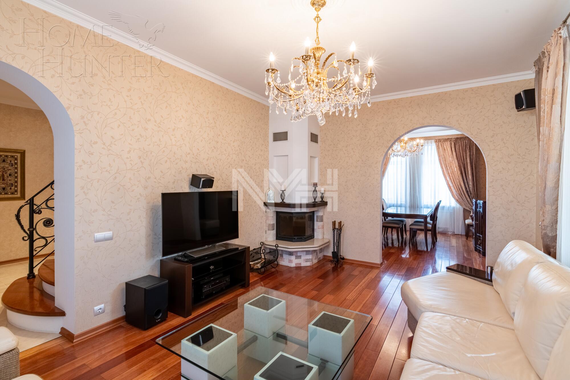 2-этажный коттедж 425 м² с отделкой