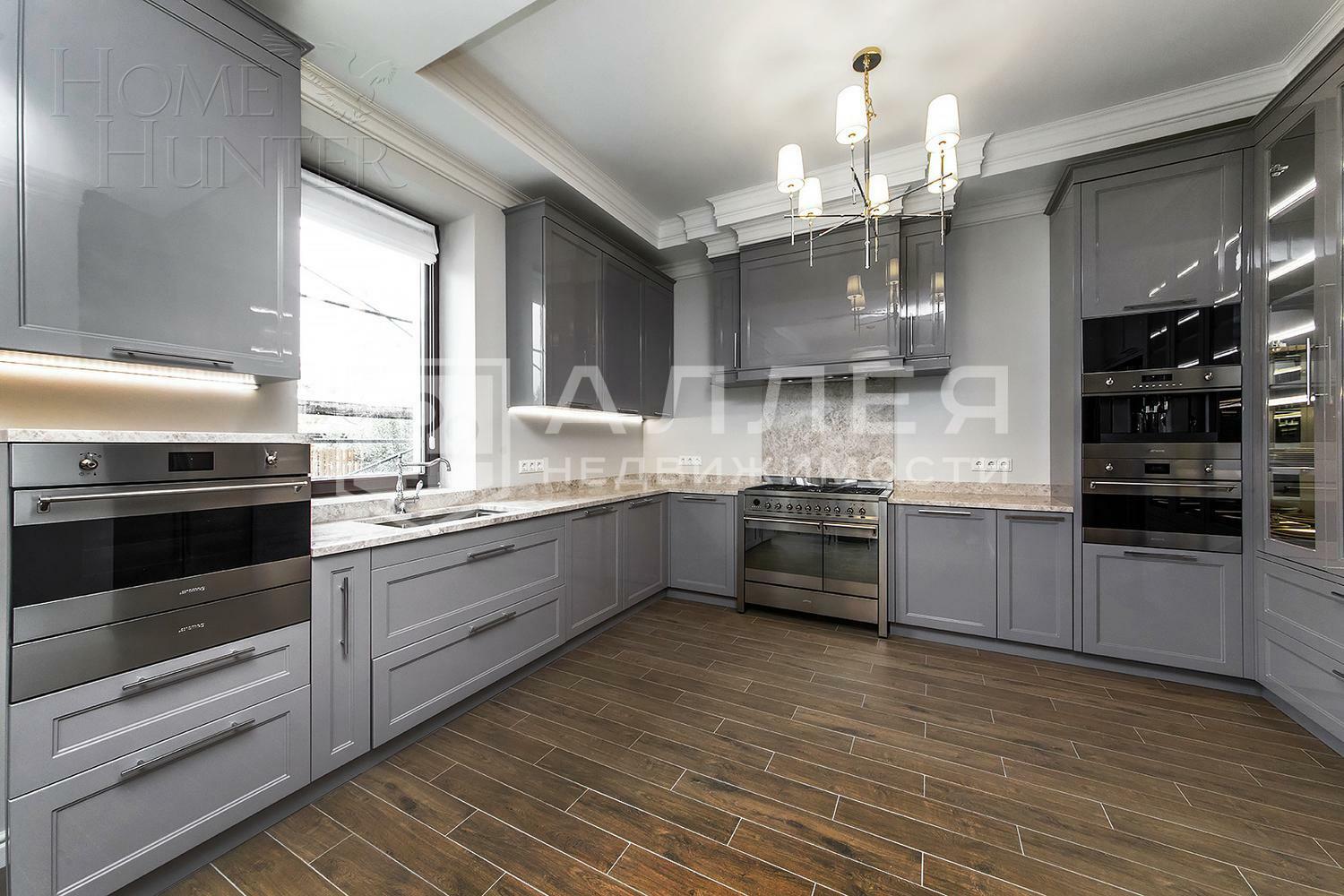 2-этажный коттедж 1 000 м² с отделкой