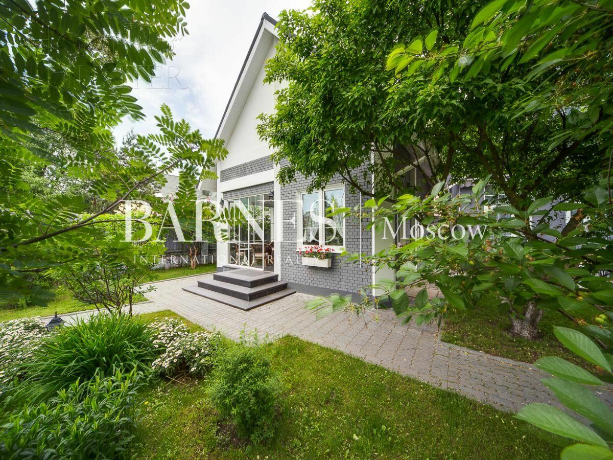 2-этажный коттедж 150 м² с отделкой