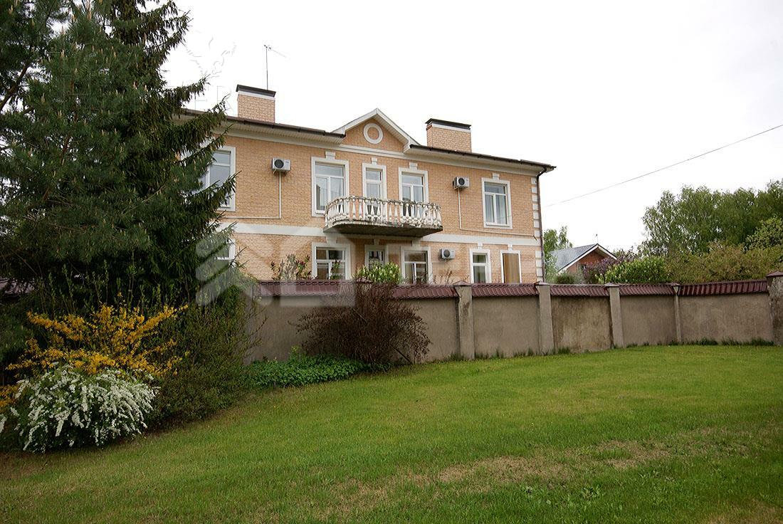 2-этажный коттедж 1 011 м² с отделкой