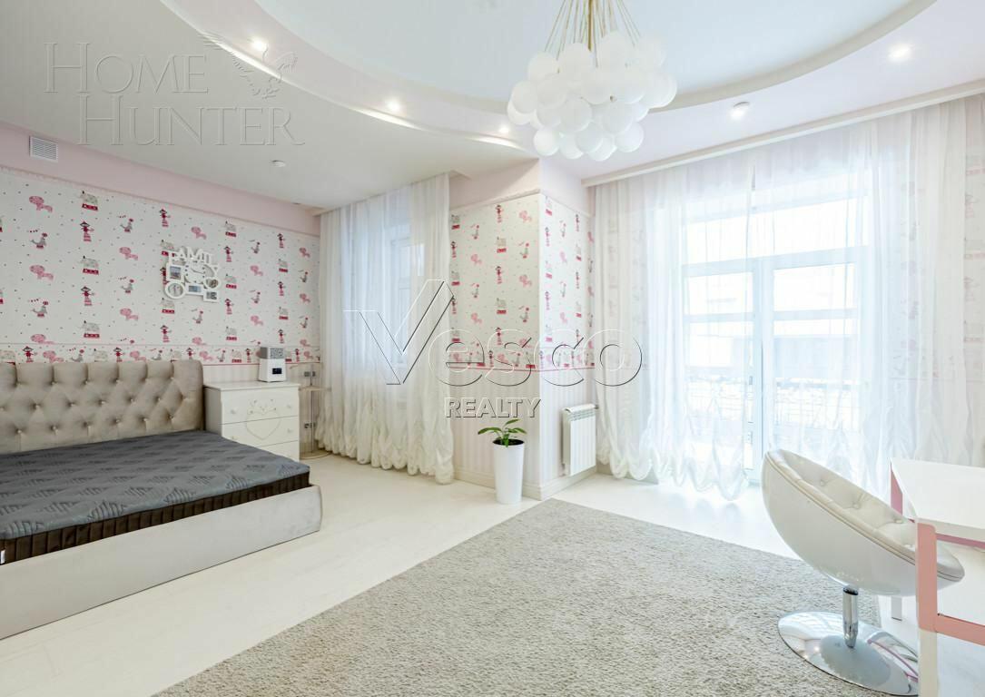 2-этажный таунхаус 550 м² с отделкой