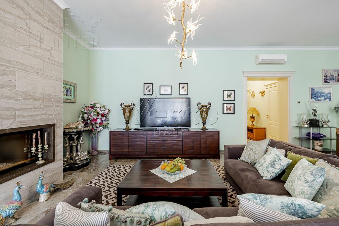 3-этажный таунхаус 275 м² с отделкой