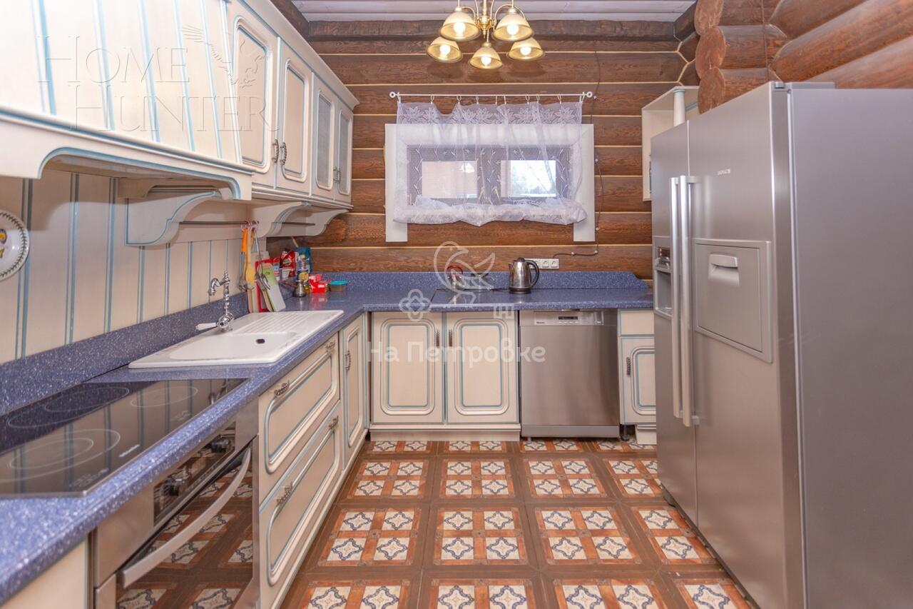 2-этажный коттедж 600 м² с отделкой