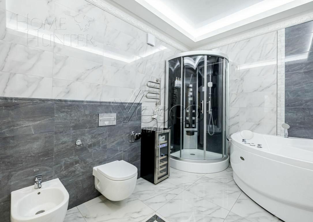 2-этажный таунхаус 550 м² с отделкой