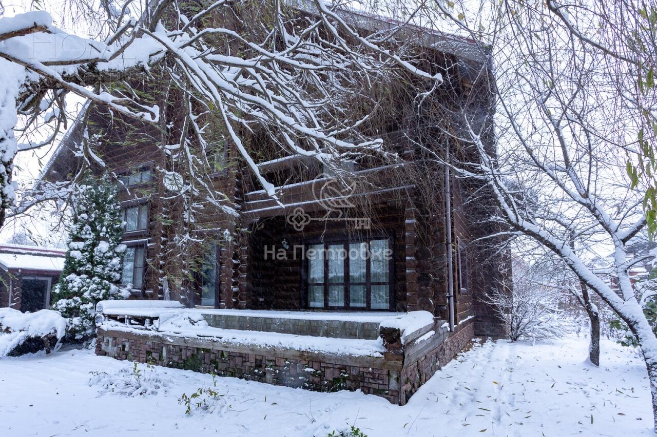 2-этажный коттедж 600 м² с отделкой