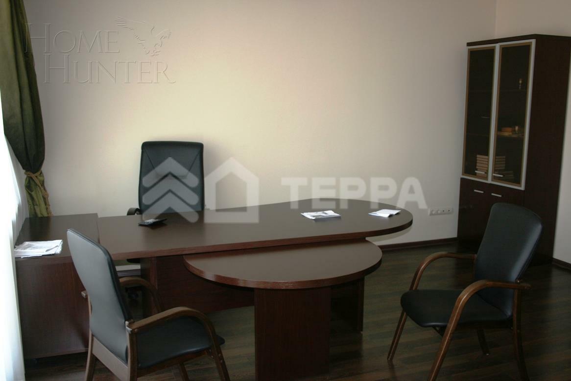 2-этажный коттедж 1 011 м² с отделкой