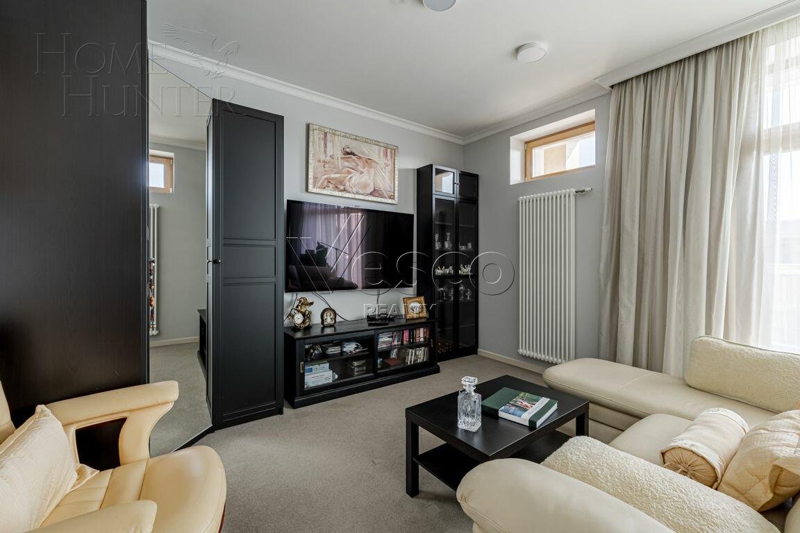 3-этажный таунхаус 275 м² с отделкой