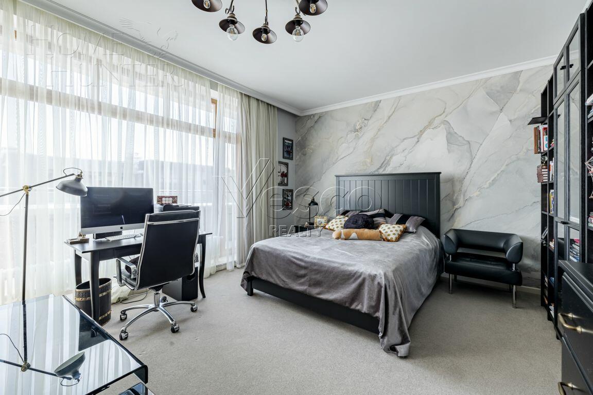 3-этажный таунхаус 275 м² с отделкой