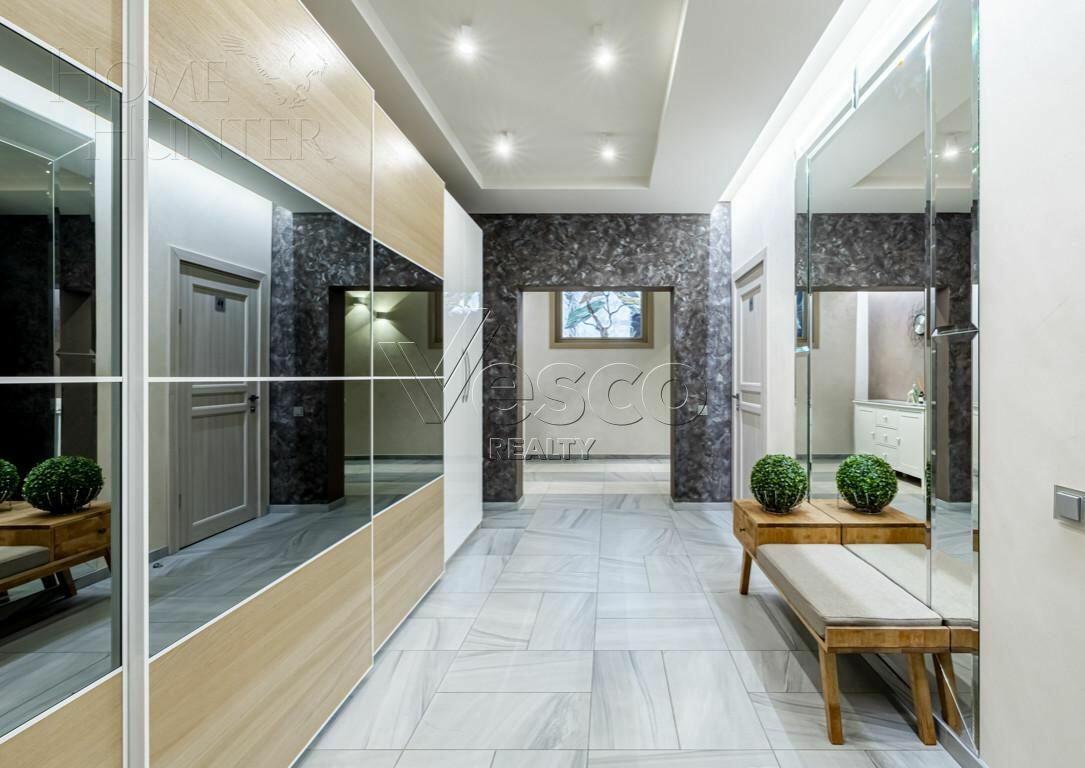 2-этажный таунхаус 550 м² с отделкой