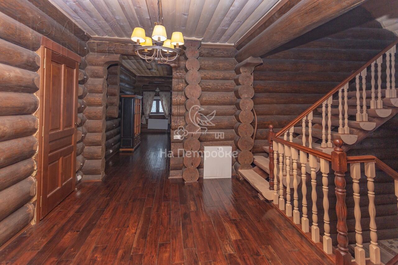 2-этажный коттедж 600 м² с отделкой