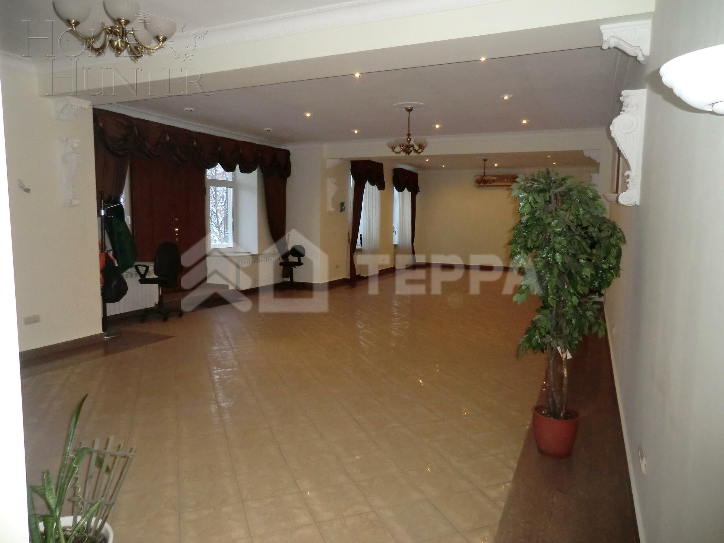 2-этажный коттедж 1 011 м² с отделкой