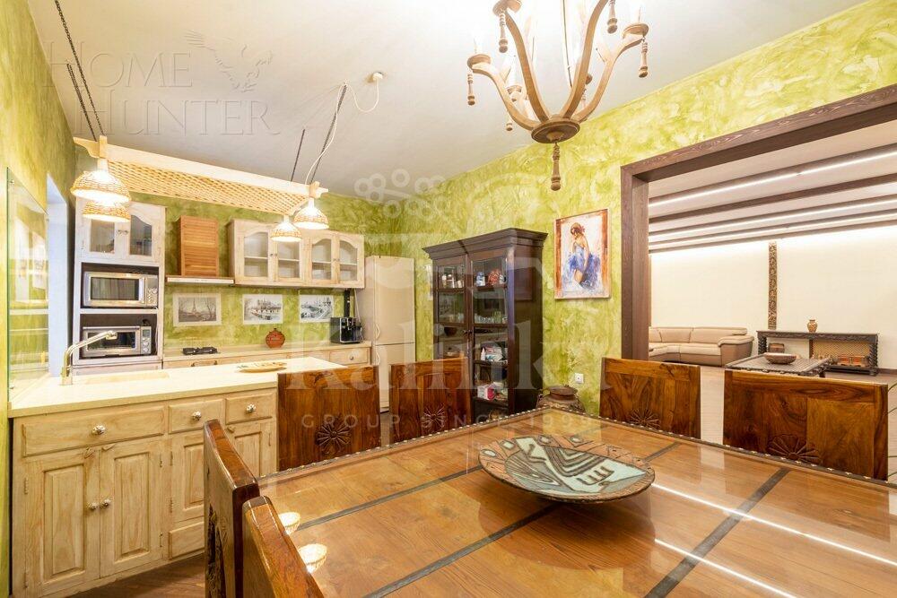 2-этажный коттедж 212 м² с отделкой