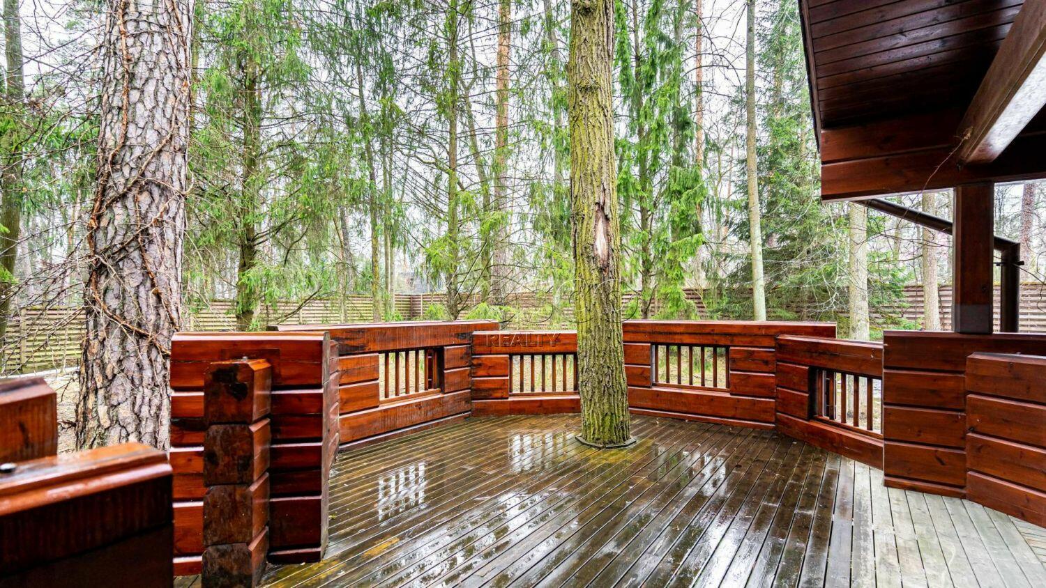 2-этажный коттедж 600 м² с отделкой