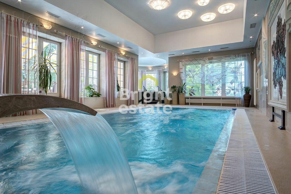 2-этажный коттедж 1 624 м² с отделкой