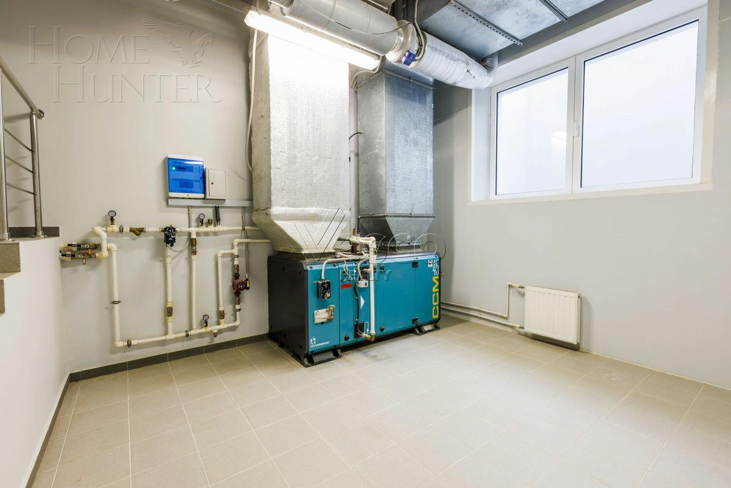 2-этажный коттедж 1 140 м² с отделкой