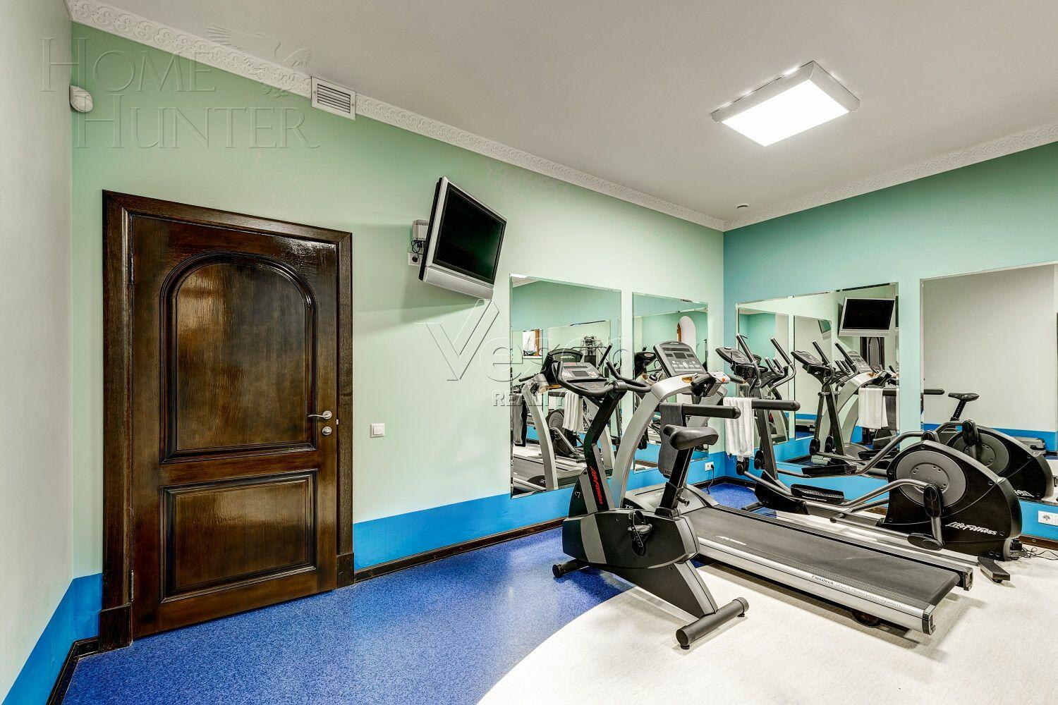 2-этажный коттедж 1 300 м² с отделкой