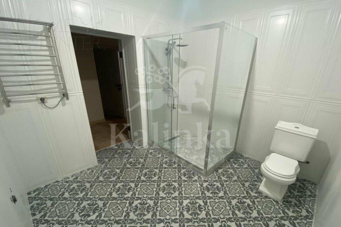 2-этажный коттедж 1 054 м² с отделкой