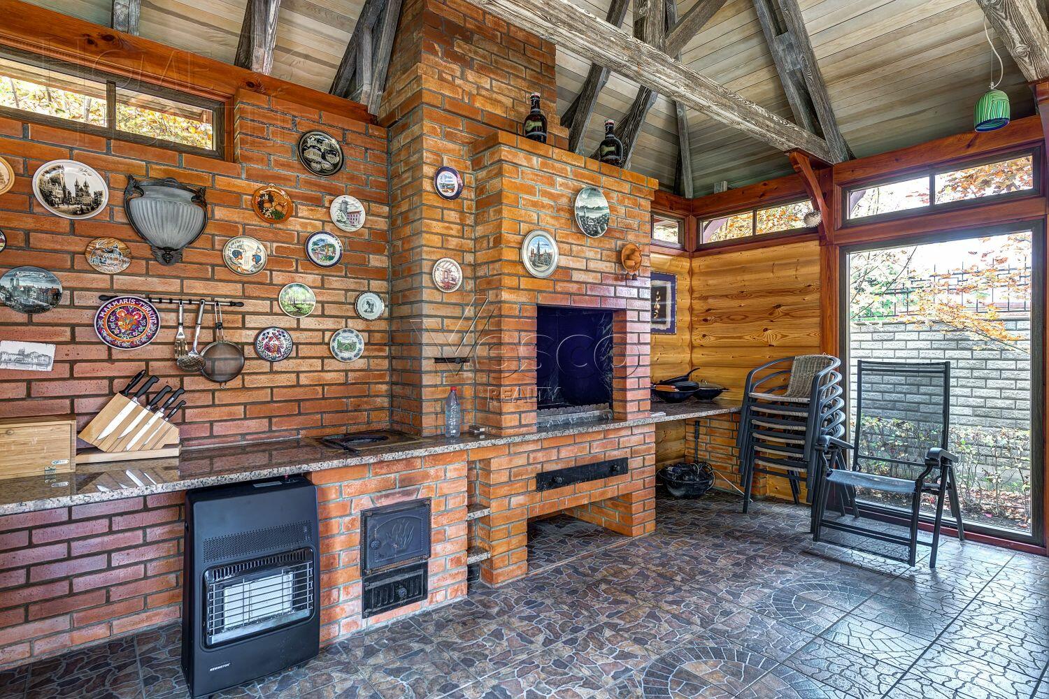 2-этажный коттедж 1 300 м² с отделкой