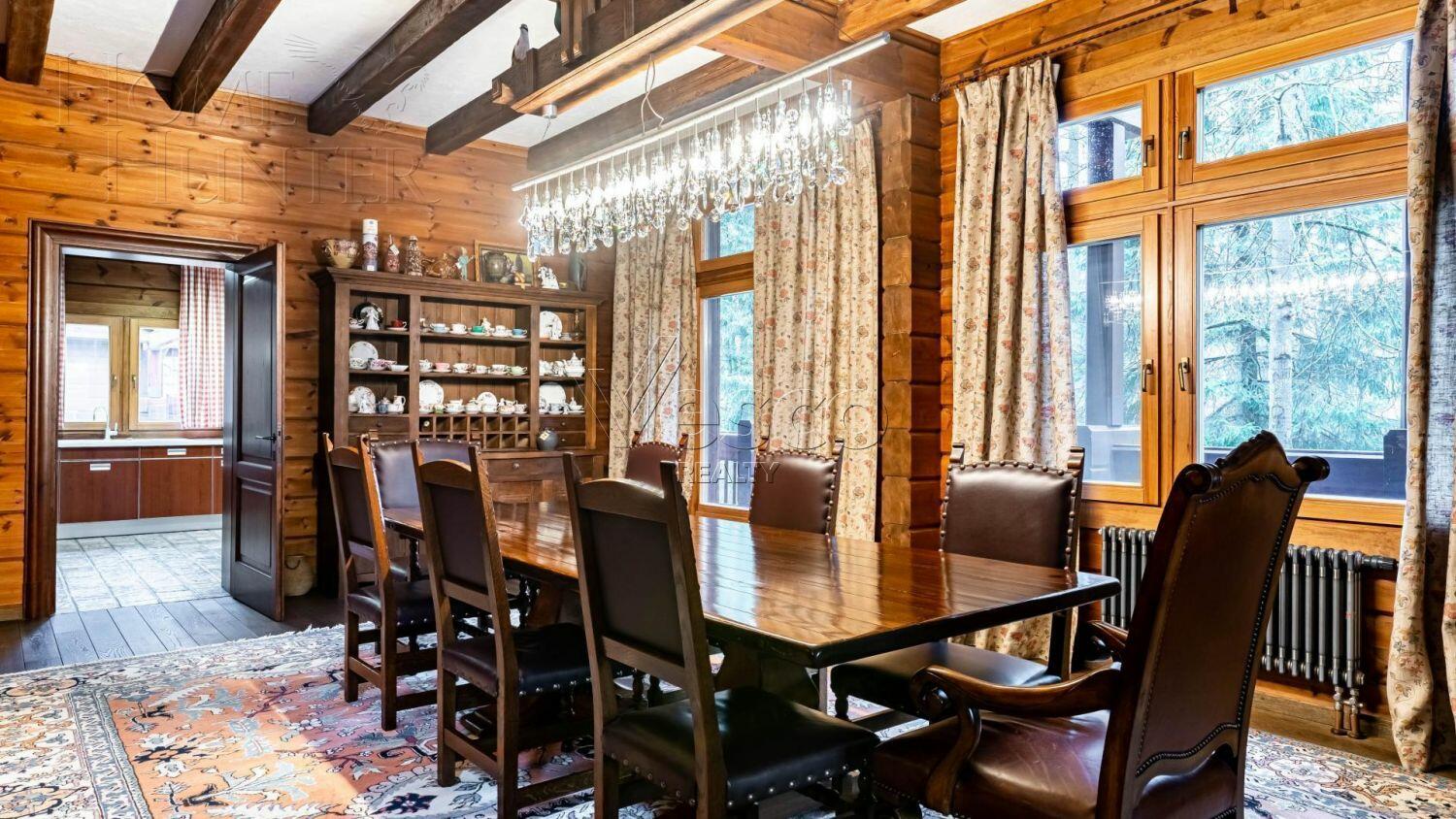 2-этажный коттедж 600 м² с отделкой