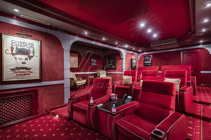 3-этажный коттедж 1 200 м² с отделкой