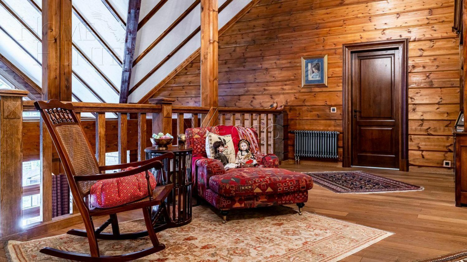 2-этажный коттедж 600 м² с отделкой