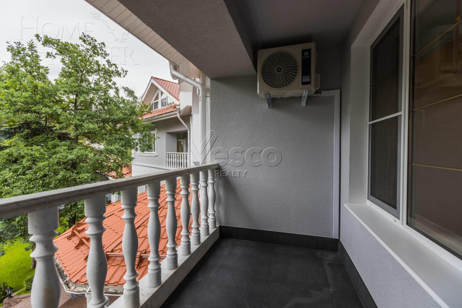 2-этажный коттедж 1 140 м² с отделкой