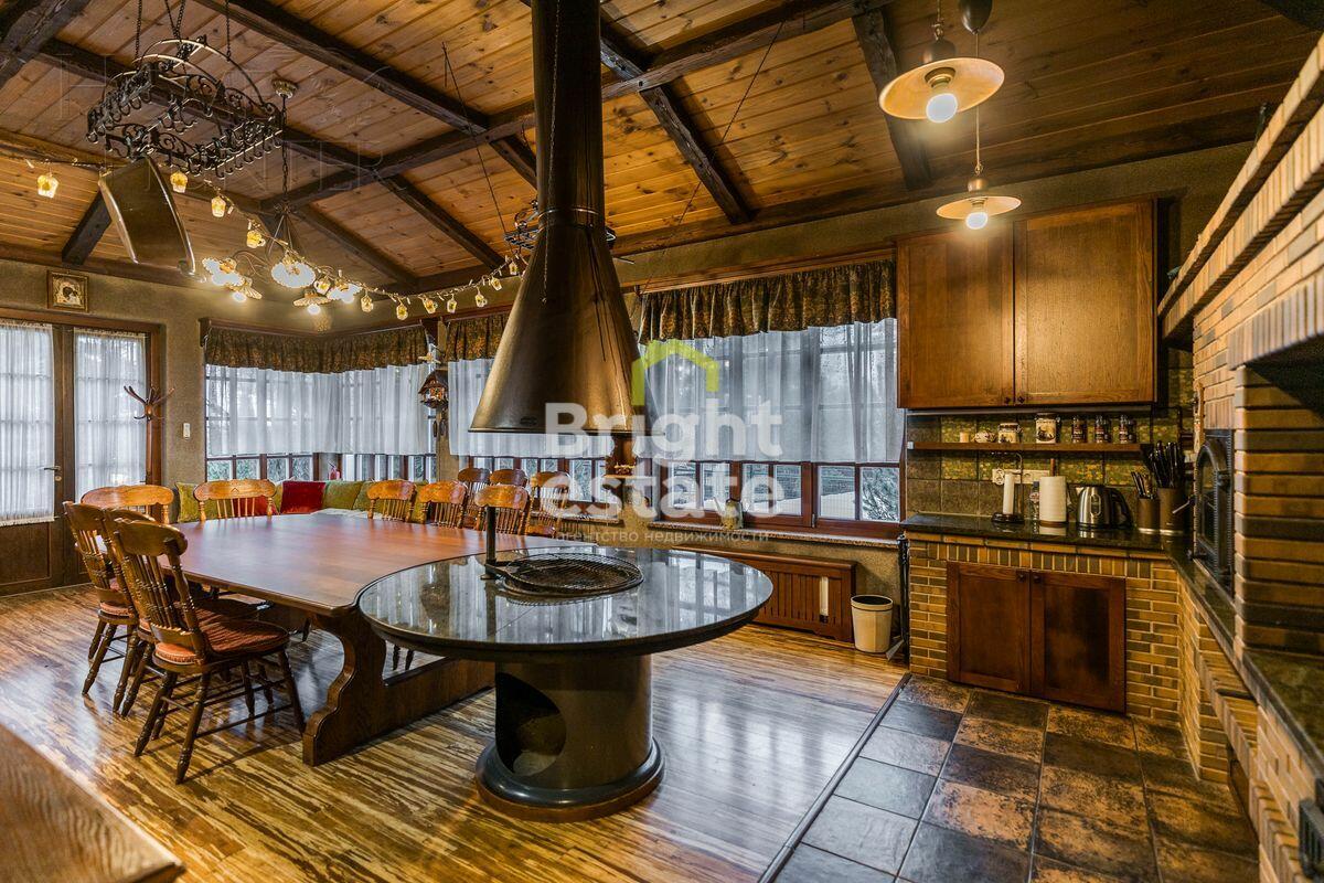 2-этажный коттедж 1 624 м² с отделкой