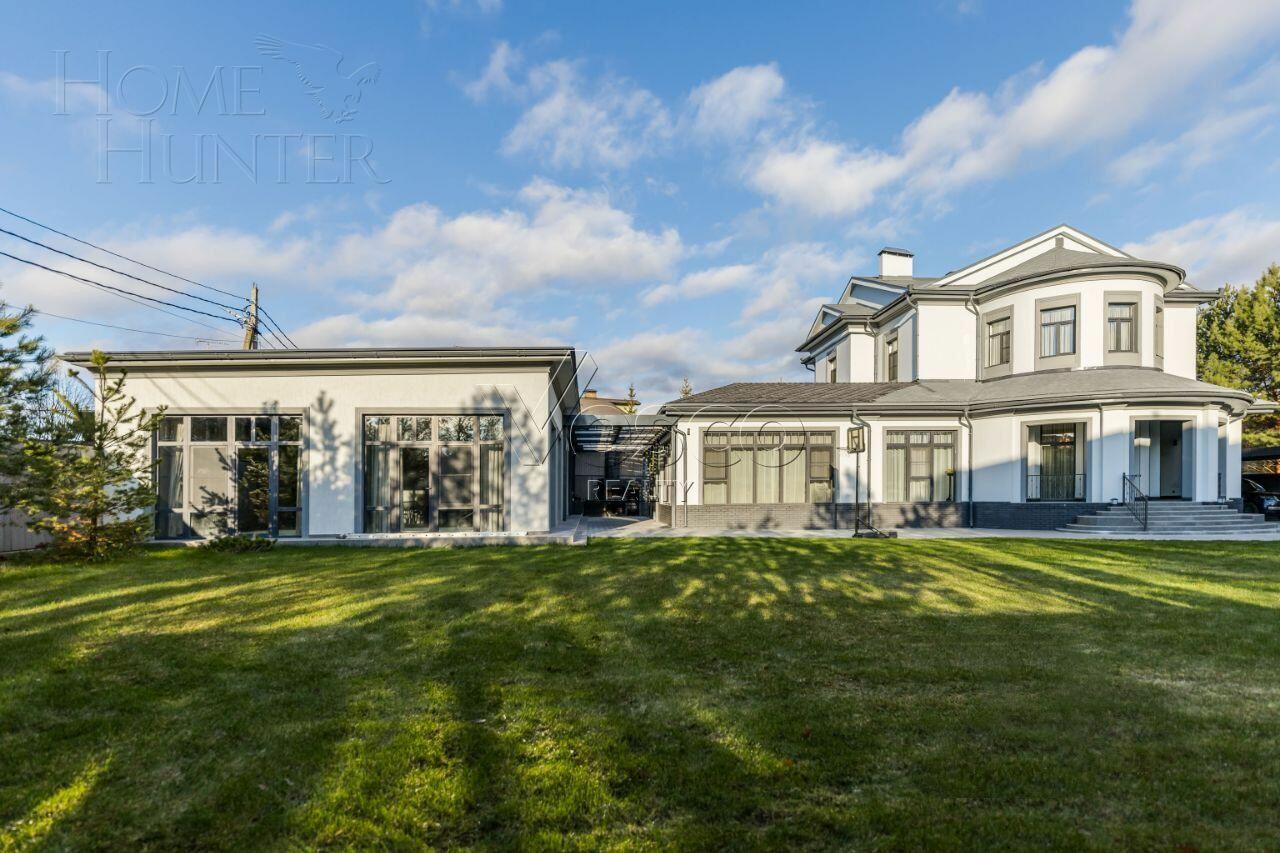 2-этажный коттедж 730 м² с отделкой