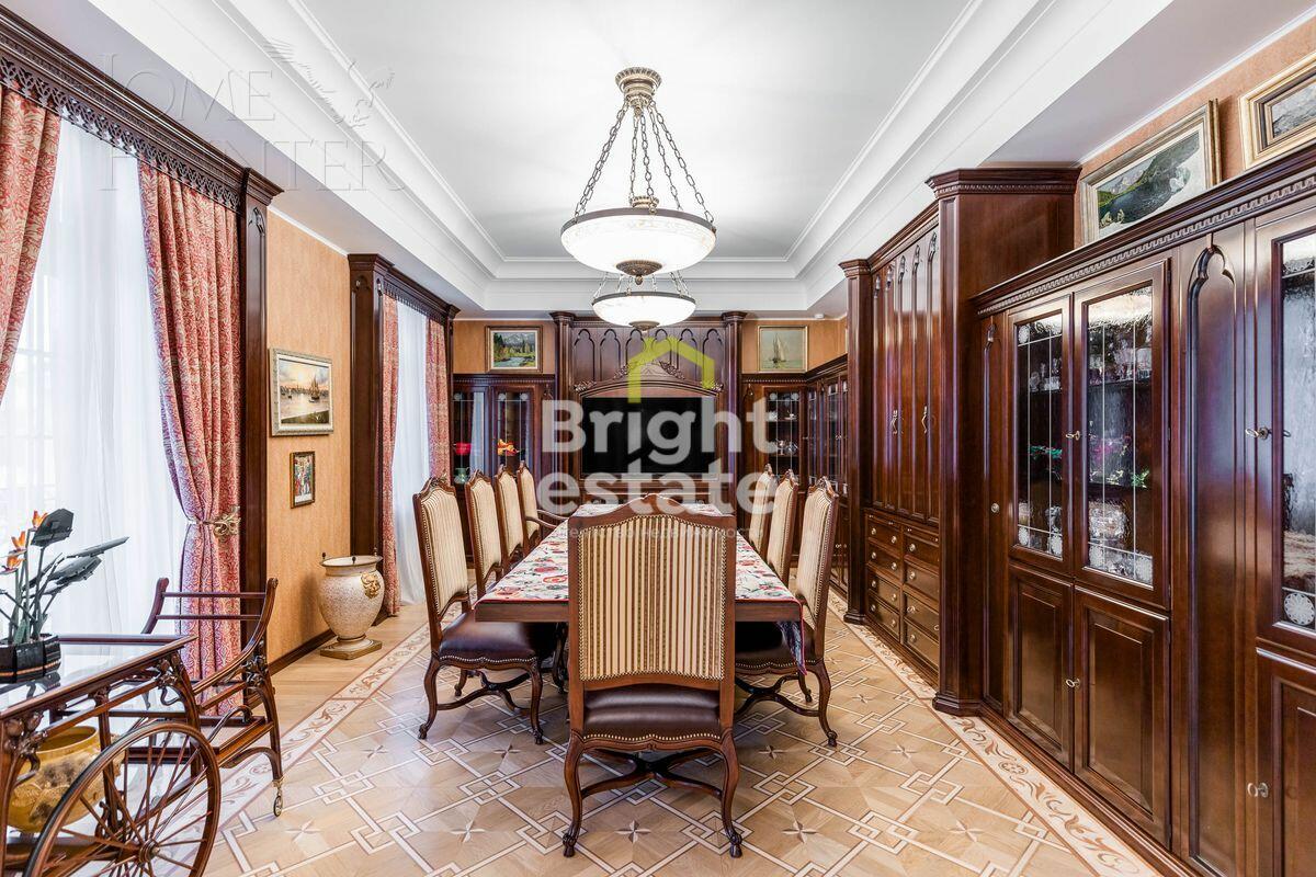 2-этажный коттедж 1 624 м² с отделкой