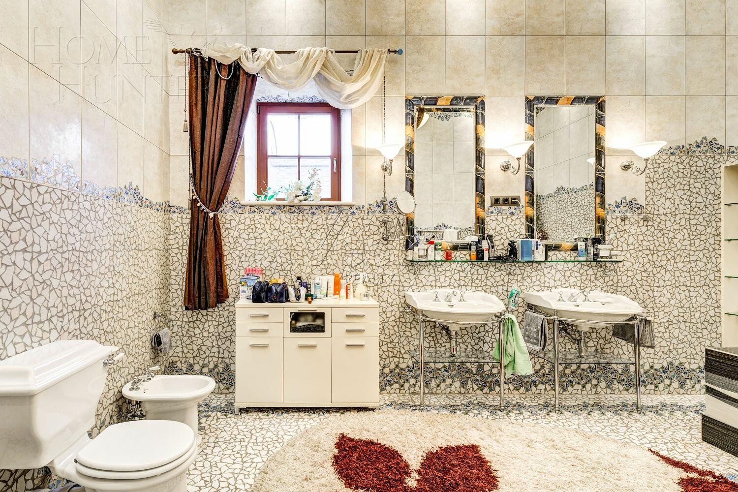 2-этажный коттедж 1 300 м² с отделкой