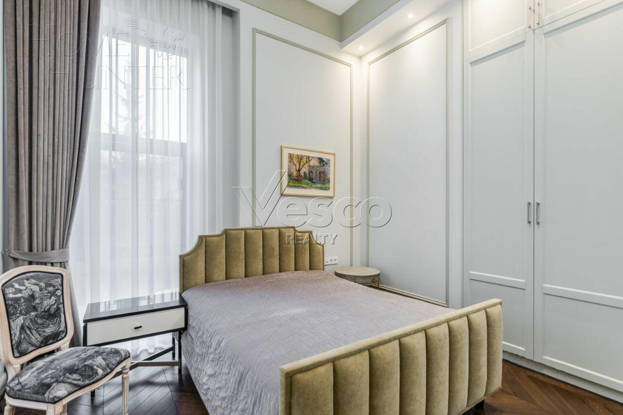 2-этажный коттедж 730 м² с отделкой