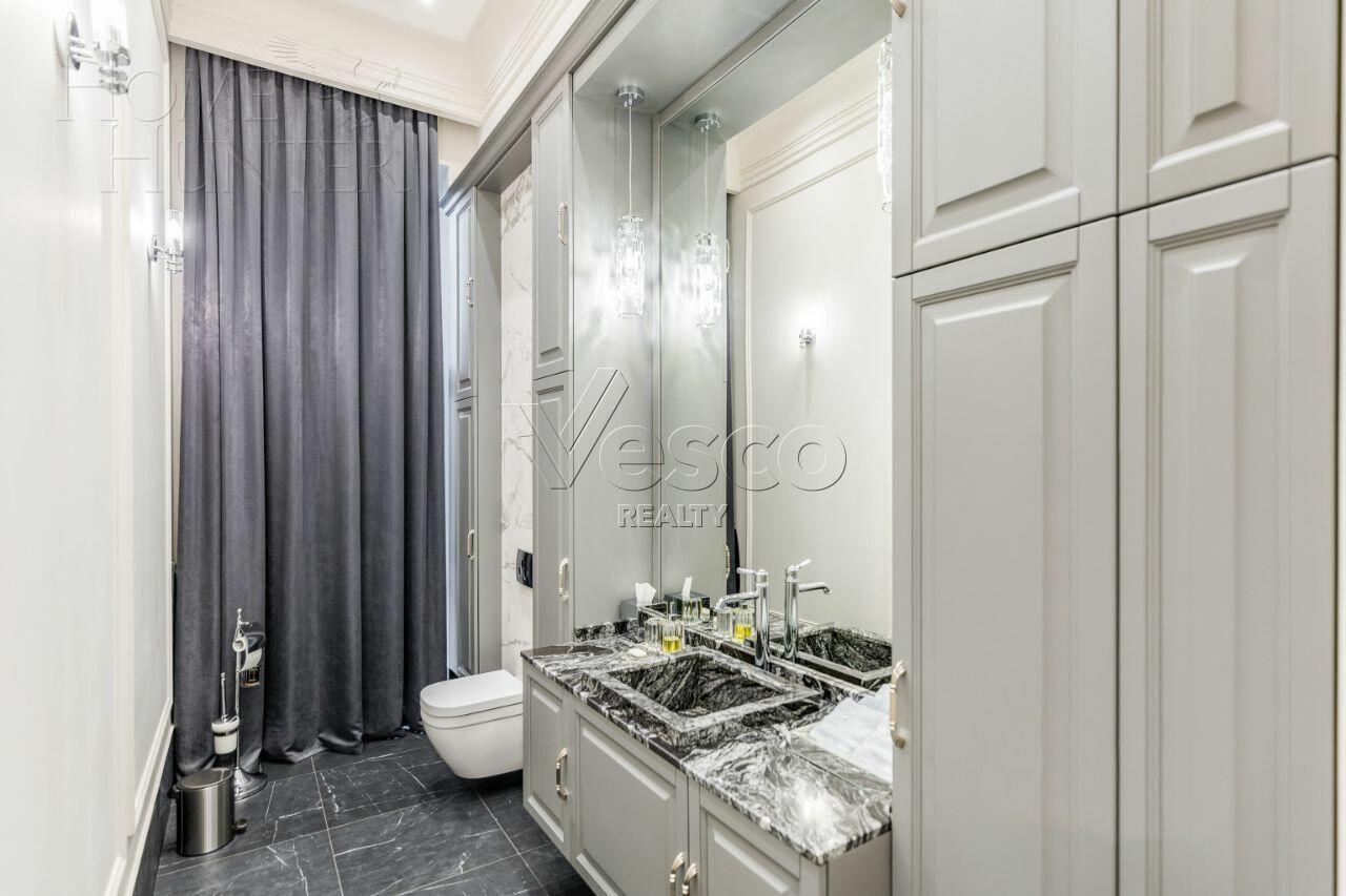 2-этажный коттедж 730 м² с отделкой