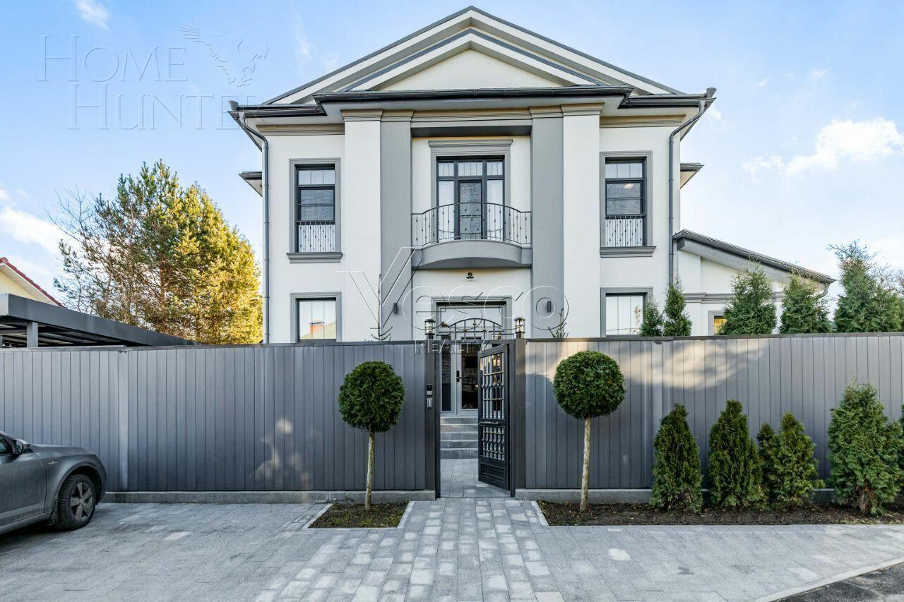 2-этажный коттедж 730 м² с отделкой