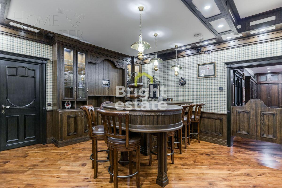 2-этажный коттедж 1 624 м² с отделкой